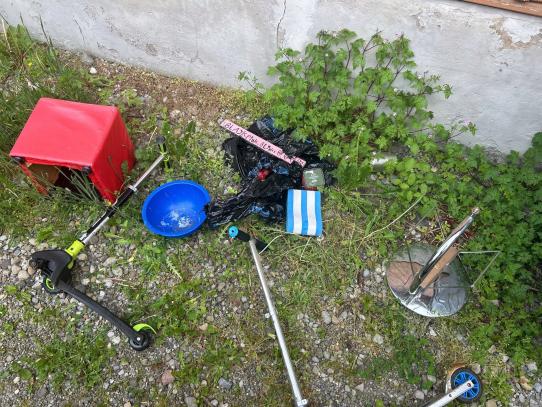 Beispielbild einer illegalen Abfallentsorgung